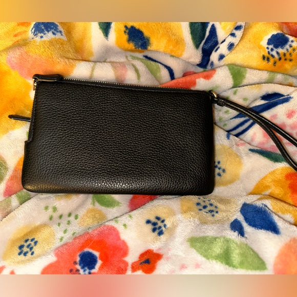 Coach Wristlet - Picture 3 of 4